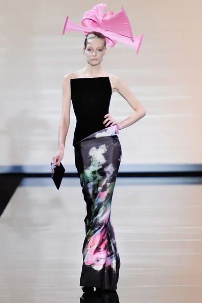 Look 27